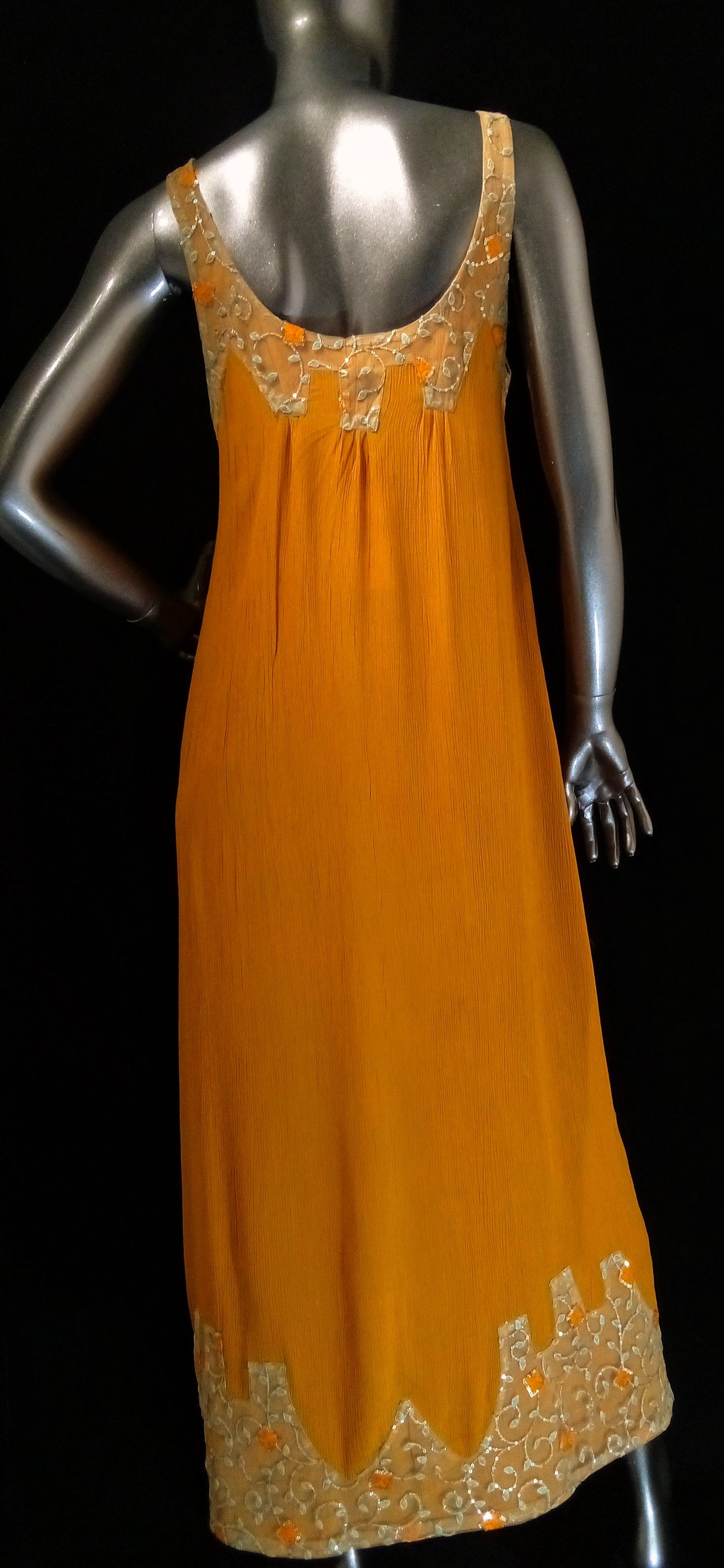 Robe Jali Fleurs Safran