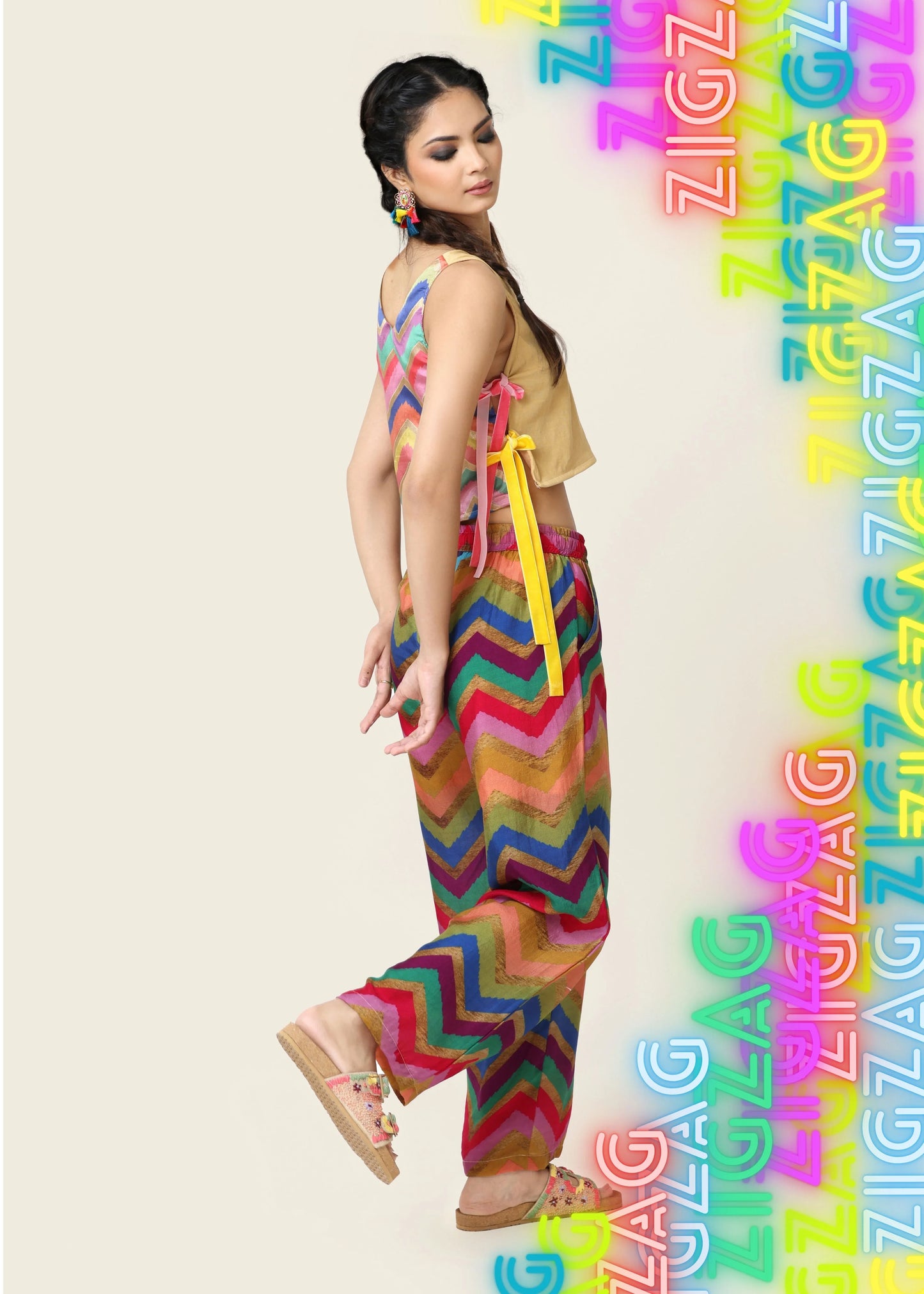 Multicolored silk wide-leg zigzag pants with elastic waistband and pockets, boho chic style by ALTER EGO, robe femme. - Pantalon ZIG ZAG - S - ALTER EGO