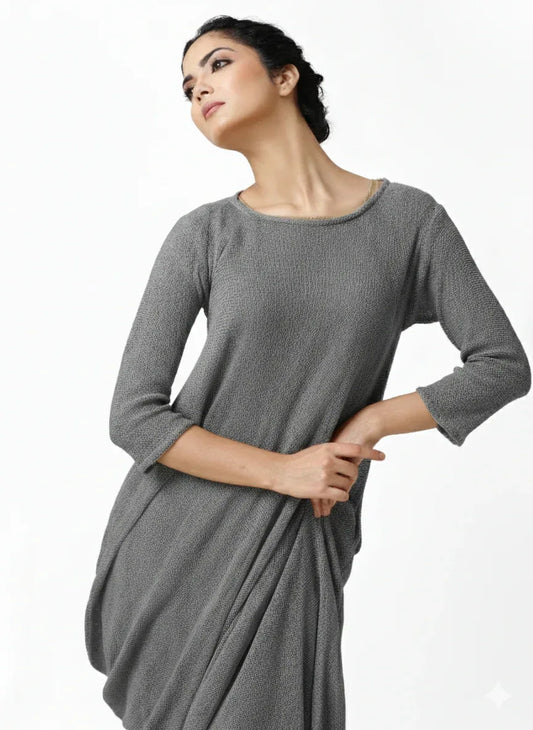 Grey cotton robe toge with three-quarter sleeves and round neckline, embodying robe femme élégante and style femme raffiné. - Robe toge GREY SWAN - S - ALTER EGO