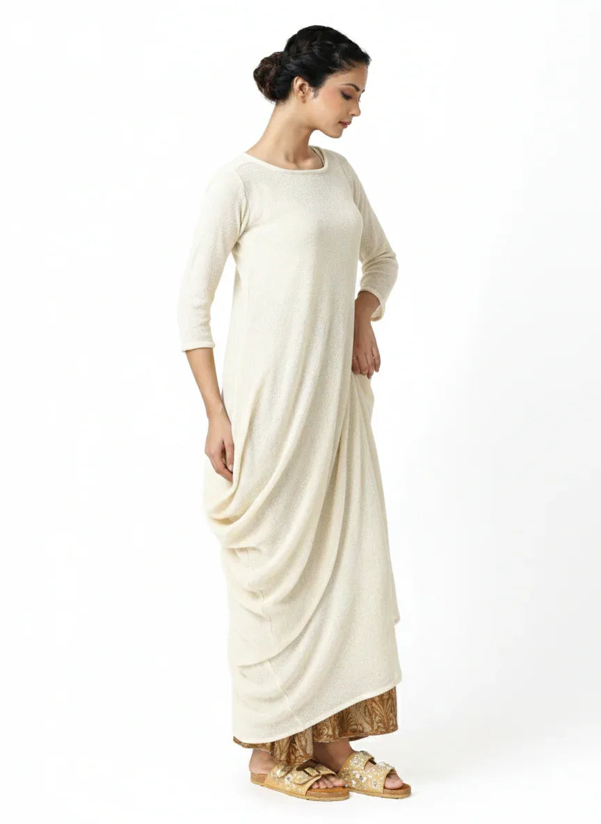 Elegant off-white robe toge with 3/4 sleeves, round neckline, flowing cotton fabric, vintage-inspired cut, offering refined. - Robe toge OFF WHITE SWAN - S - ALTER EGO