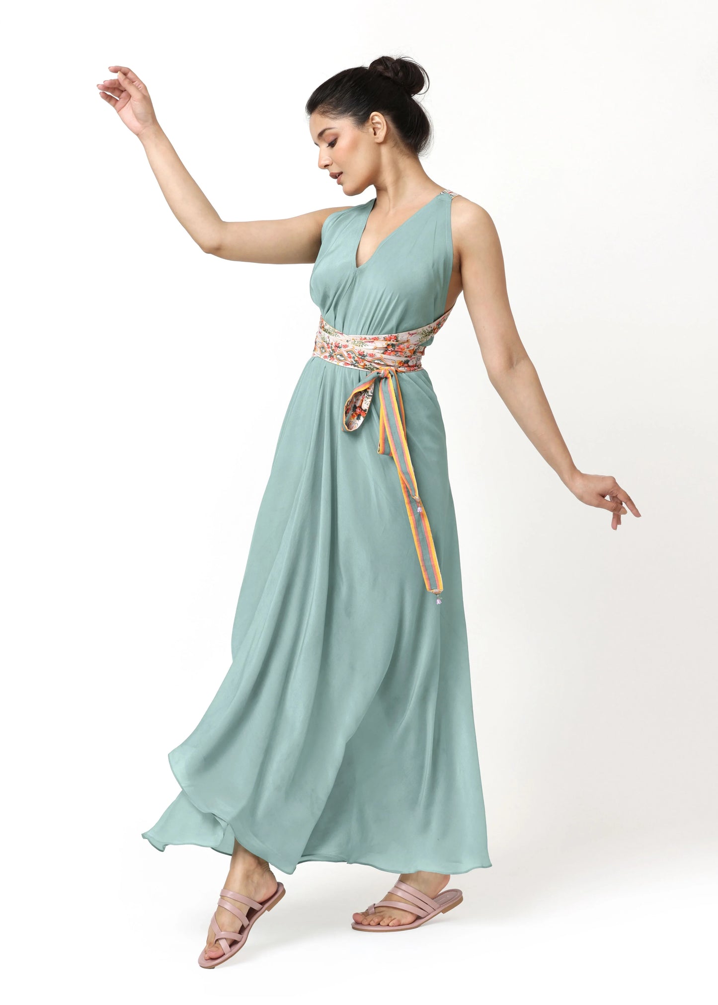 Light teal sleeveless long flowing robe femme élégante with V-neck and floral printed belt, embodying ALTER EGO’s style. - Robe CALLIOPE - Taille unique / VERT D'EAU - ALTER EGO