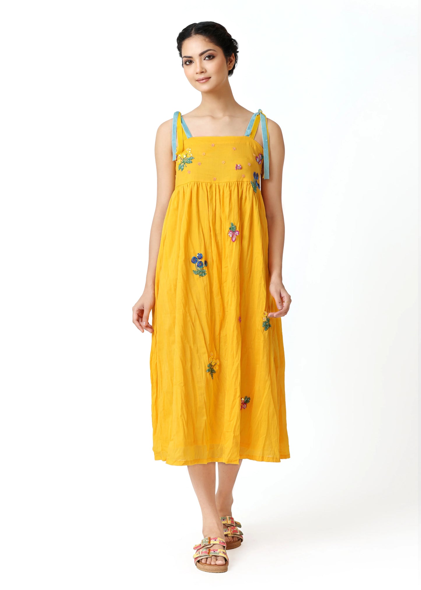 Yellow sleeveless midi robe femme élégante with floral broderie, tie shoulder straps, flowing cotton fabric, style femme. - Robe BLOOM - S - ALTER EGO
