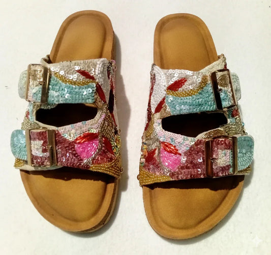 Multicolored sequin sandals with brown footbed and two adjustable buckled straps, boho chic style by ALTER EGO, perfect for. - Sandale SEQUIN MULTICOLORE - 36 - ALTER EGO